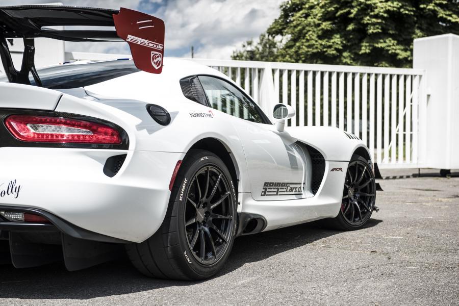  Dodge Viper ACR Widebody by GeigerCars 2016 года  (фото 4 из 16)
